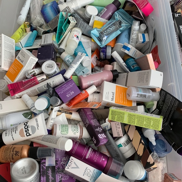 High End Lot Qty 10 Deluxe Travel Size Cosmetic Skincare Makeup Hair Samples NEW - Picture 6 of 14